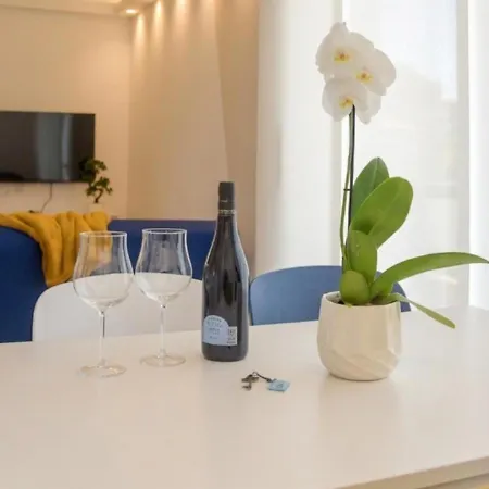 Vista Mare Apartment *